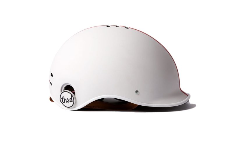 thousand helmet speedway creme 2 2000x 187ecfce f08c 4505 8531 a47e344664b4